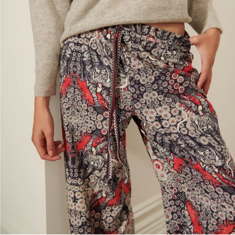 Floral Patterned Lounge Pants!